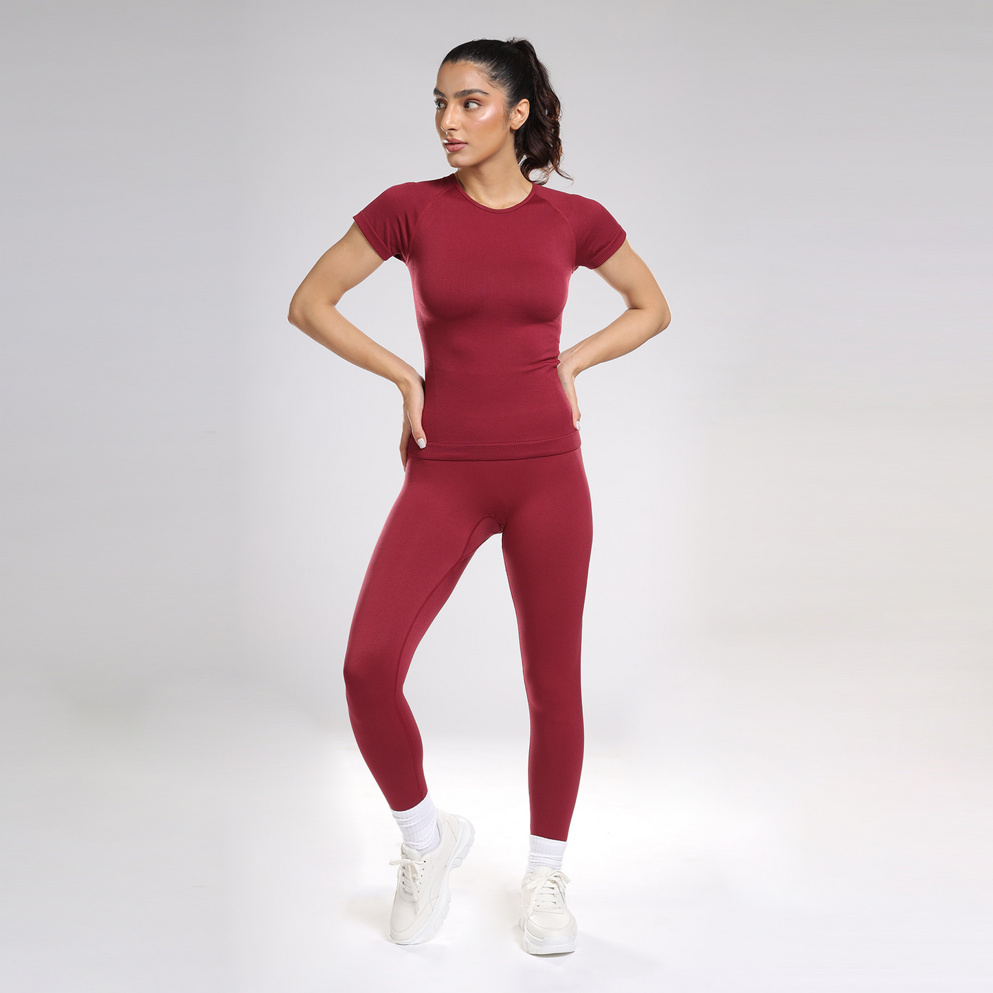 Aria Seamless Tee - Berry Red