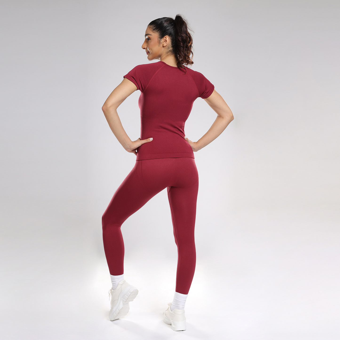 Aria Seamless Tee - Berry Red