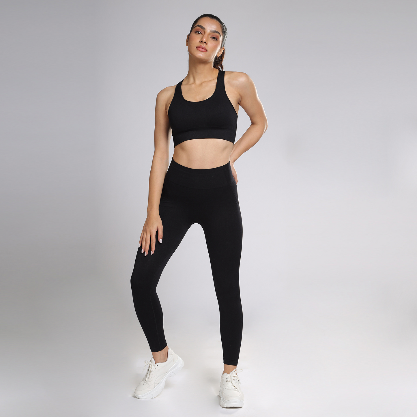 Astrid Performance Sports Bra - Black