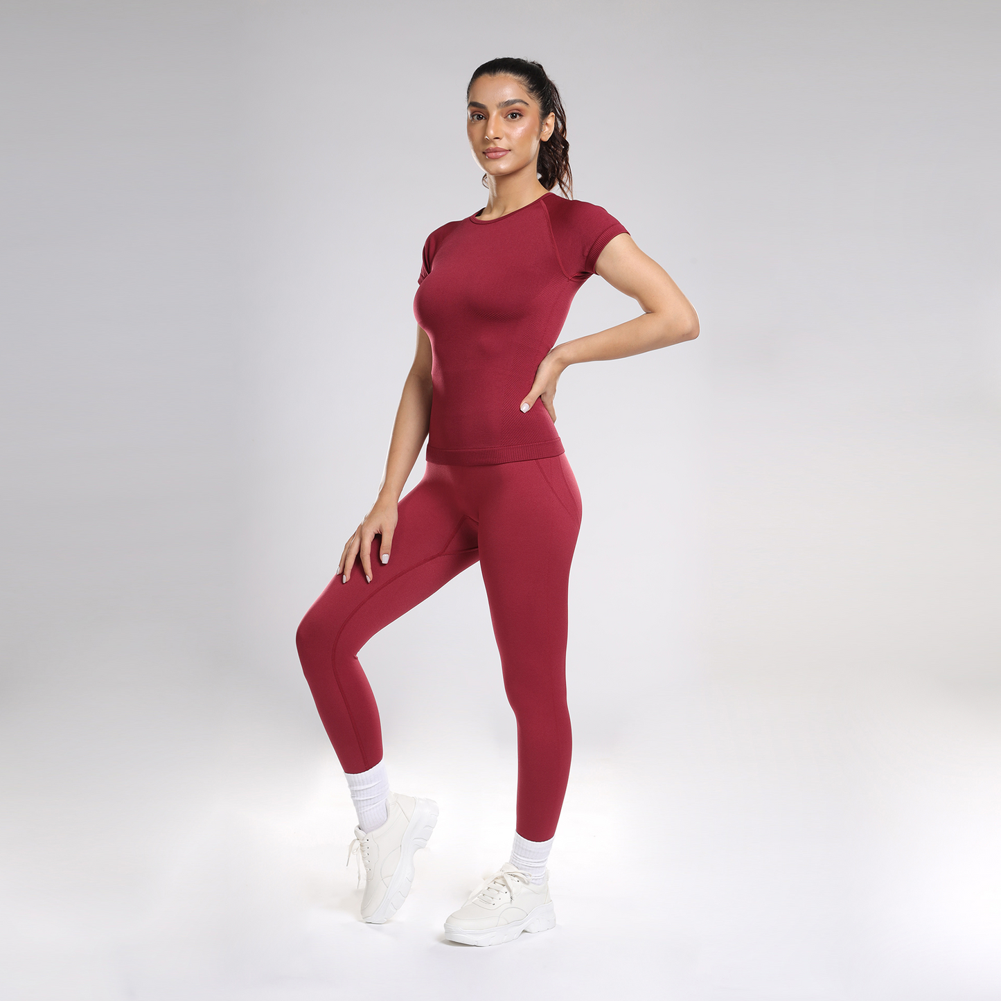 Aria Seamless Tee - Berry Red