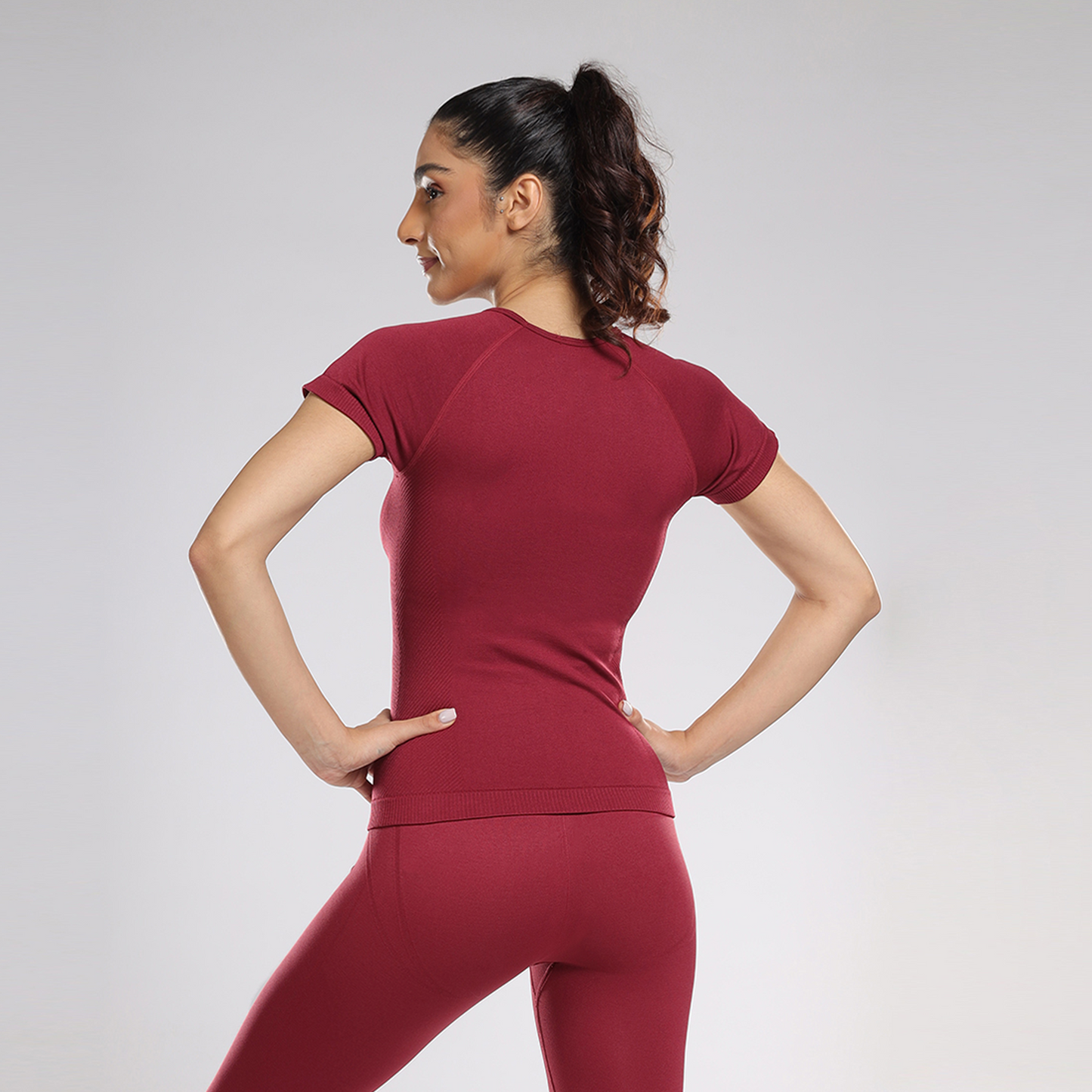 Aria Seamless Tee - Berry Red