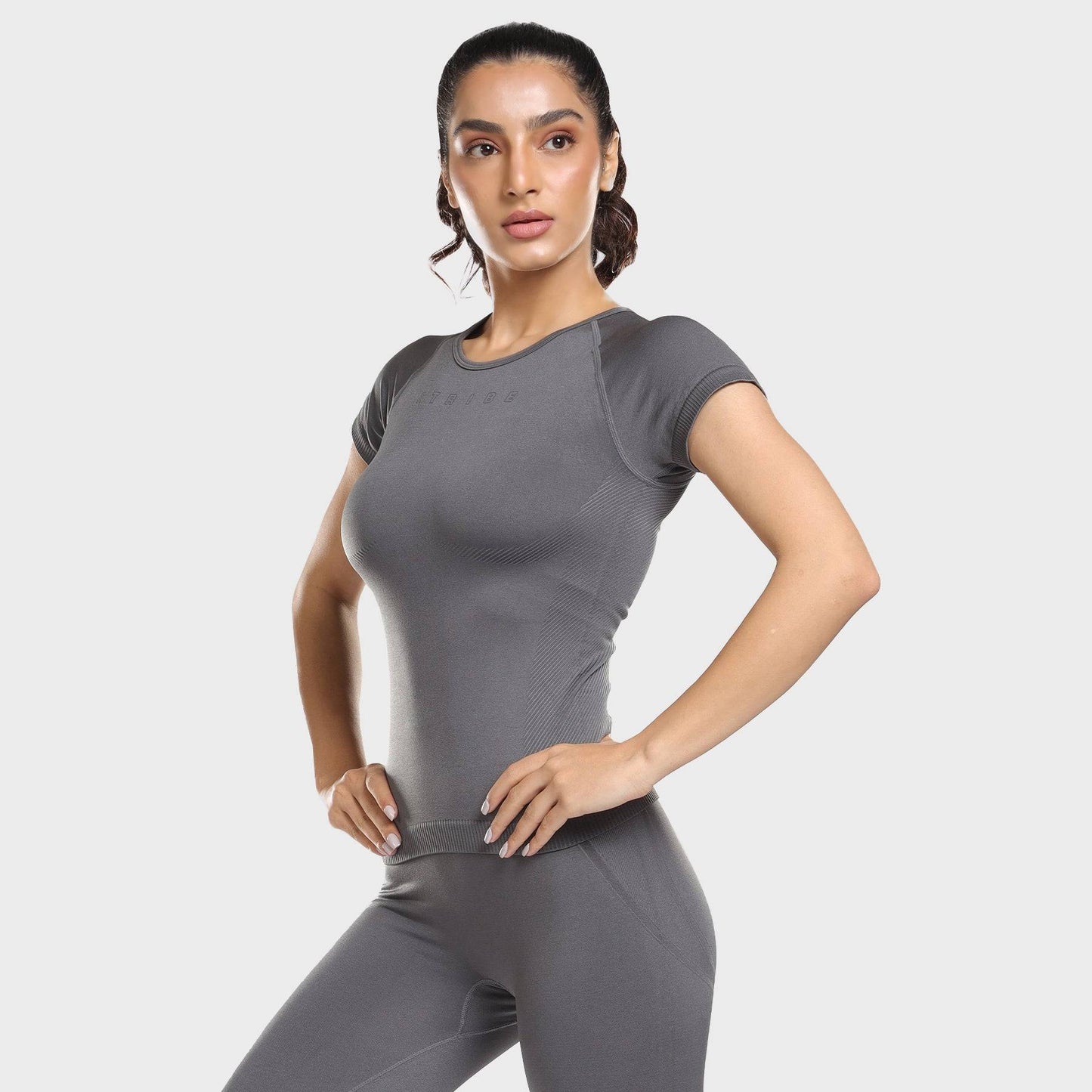 Aria Seamless Tee - Grey Stone