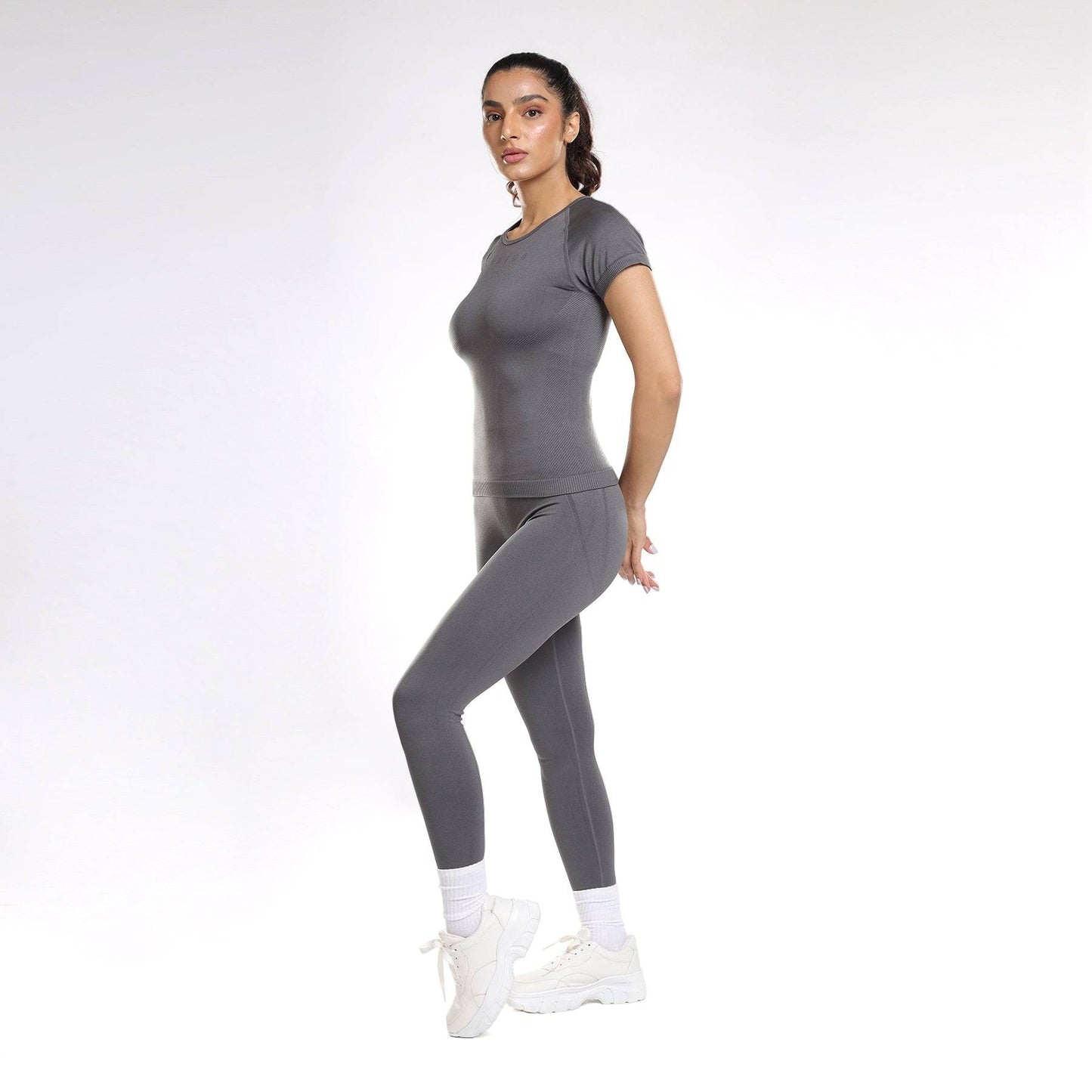 Aria Seamless Tee - Grey Stone