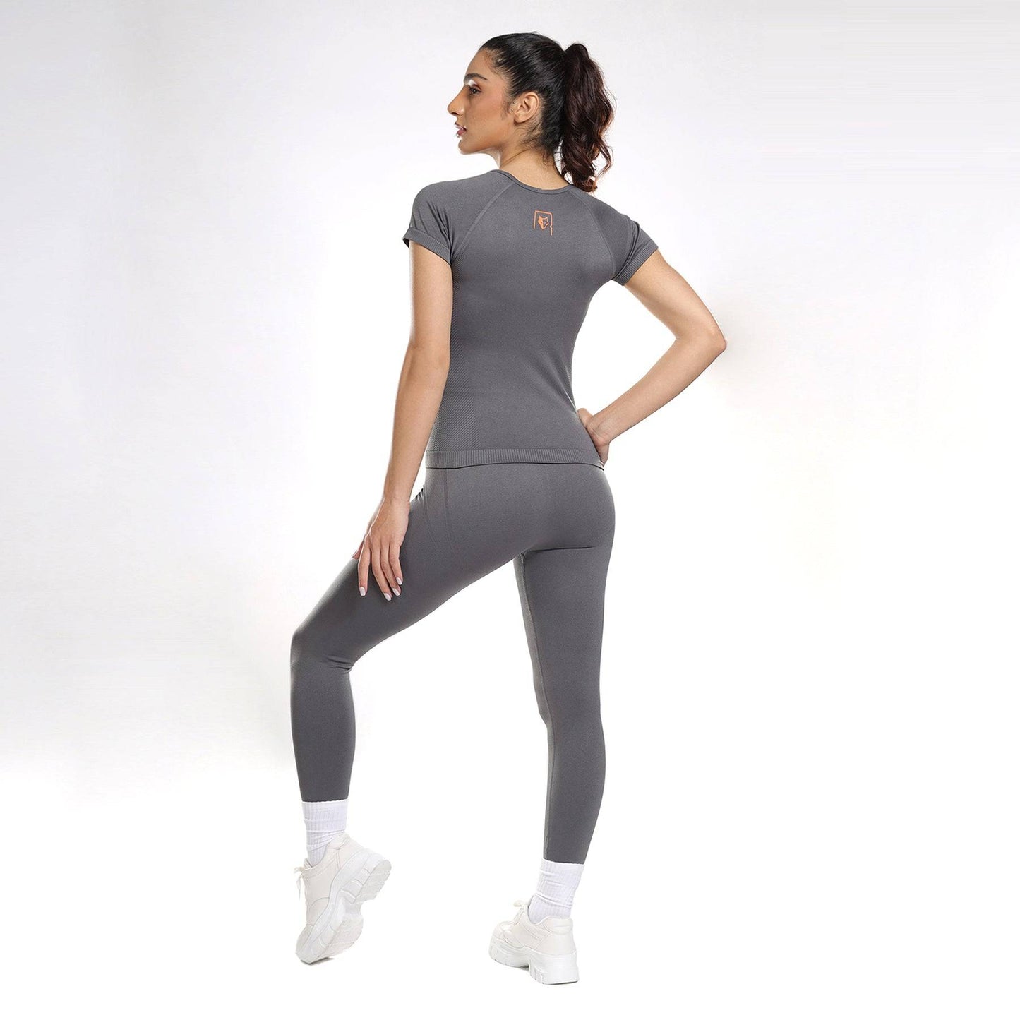 Aria Seamless Tee - Grey Stone