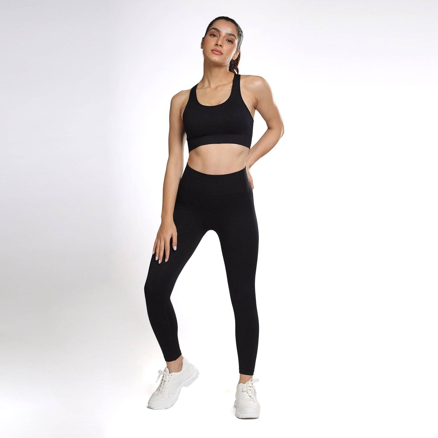 Astrid Performance Sports Bra - Black