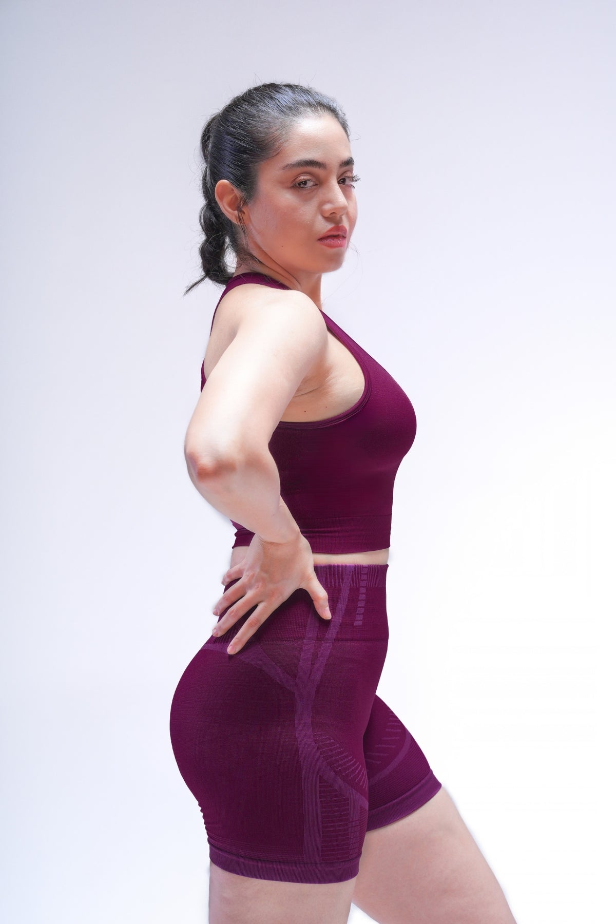 Apex Tank Top With Built-In Bra - Deep Plum